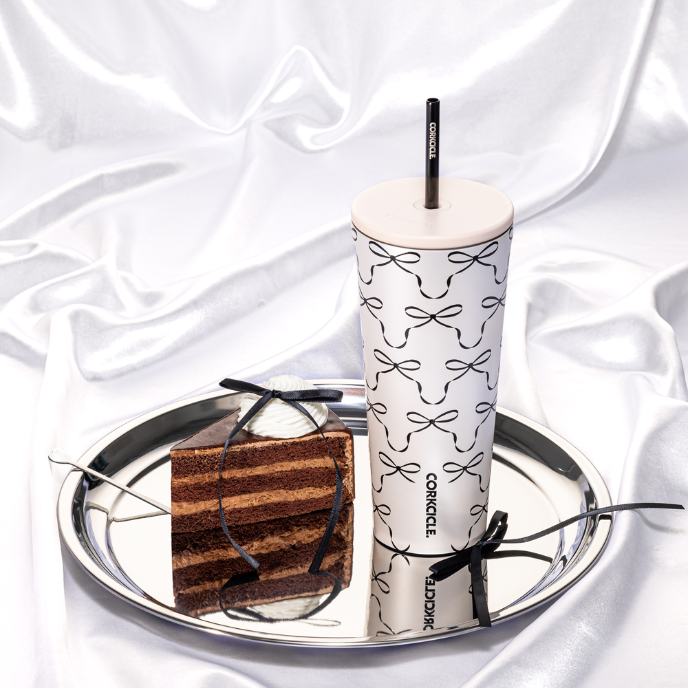 cold-cup-s3 2a98a7269432--2224PBBC-lifestyle.png