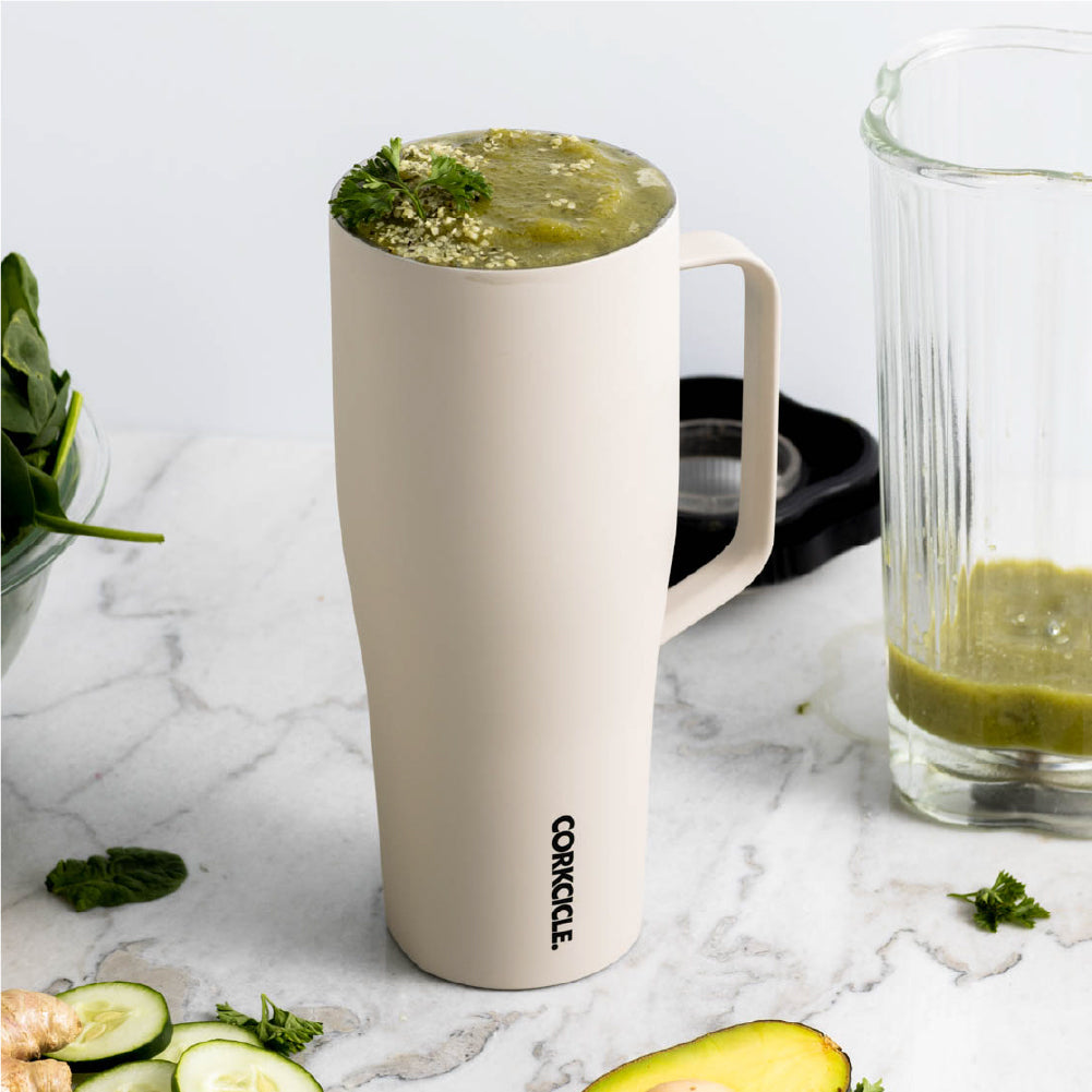 cold-cup-xl-c8 588f4a27c4cf--2230CLT-lifestyle.jpg